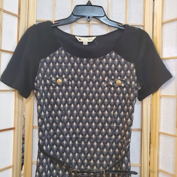 Yumi Diamond Print Belted Dress Sz 2/4 - Picture 5 of 8